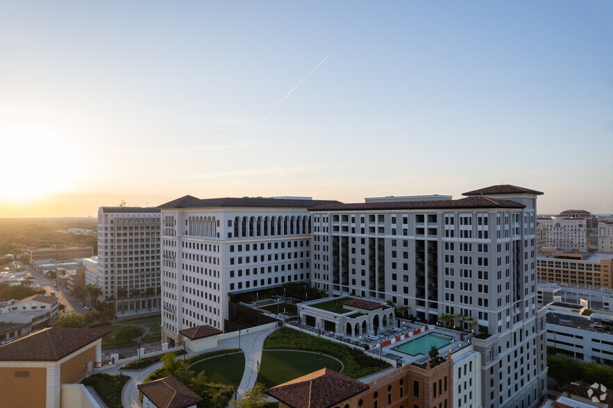 More Photos Of 2811 Ponce de Leon Blvd, Coral Gables Office For Lease