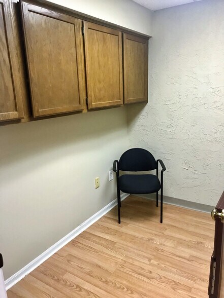 More Photos Of 4920 Reed Rd, Columbus Loft Creative Space For Lease