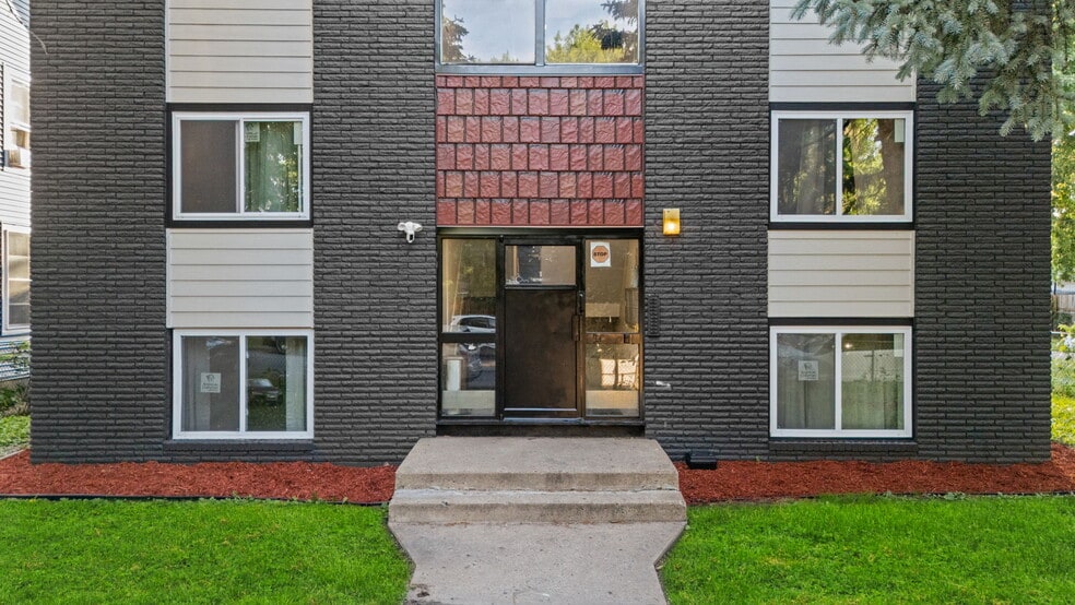 More Photos Of 2528 17th Ave S, Minneapolis Apartments For Sale