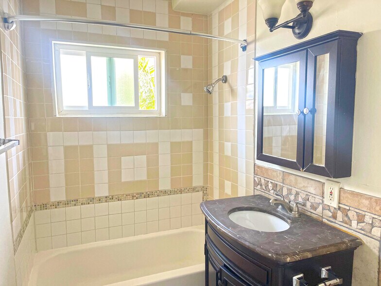 More Photos Of 6597 Trigo Rd, Goleta Apartments For Sale