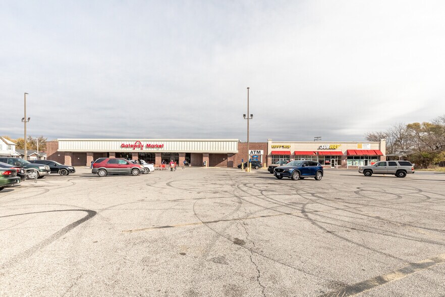 More Photos Of State St, East Saint Louis Unknown For Lease