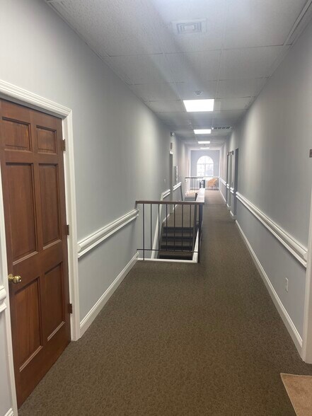 More Photos Of 188 Eagle Rock Ave, Roseland Office For Lease