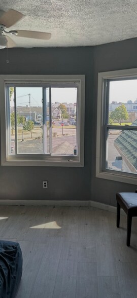 More Photos Of 534 W Ridge Rd, Rochester Restaurant For Sale