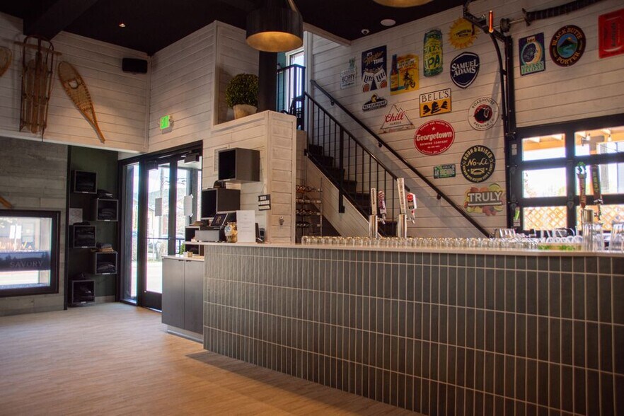 More Photos Of 120 S 1st Ave, Sandpoint Restaurant For Lease