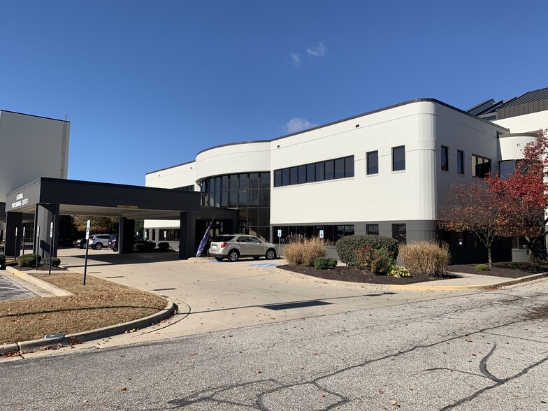 Primary Photo Of 3903 S 7th St, Terre Haute Medical For Lease