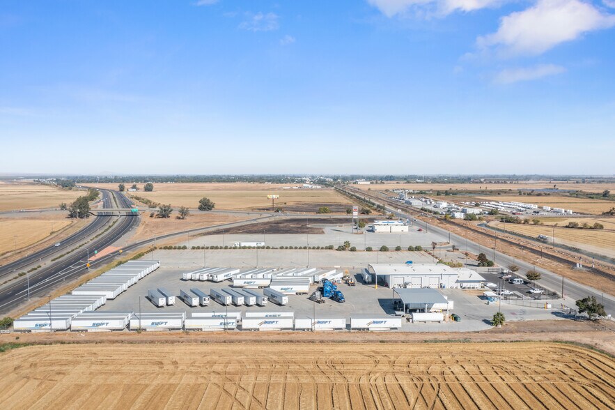 Primary Photo Of 1475 Route 99 W, Willows Truck Terminal For Lease