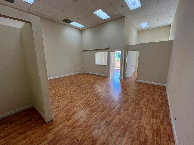 More Photos Of 425 Military East St, Benicia Freestanding For Lease
