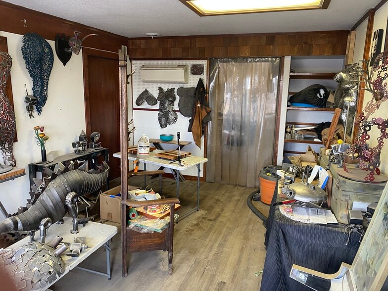 More Photos Of 851 E Hwy 224, Denver Warehouse For Sale