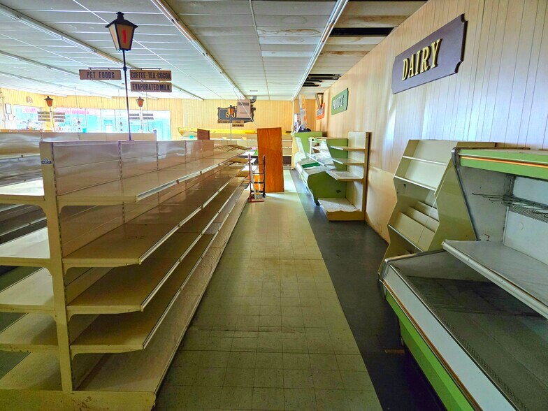 More Photos Of 24 W Main St, Mohawk Convenience Store For Sale