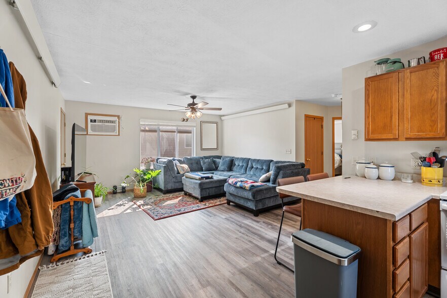 More Photos Of 1026 Cornell St, Vermillion Apartments For Sale