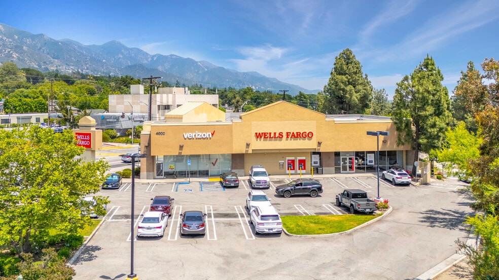 Primary Photo Of 4000 Foothill Blvd, Glendale Bank For Sale