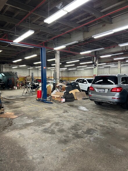 More Photos Of 32-32 Linden Pl, Flushing Industrial For Sale