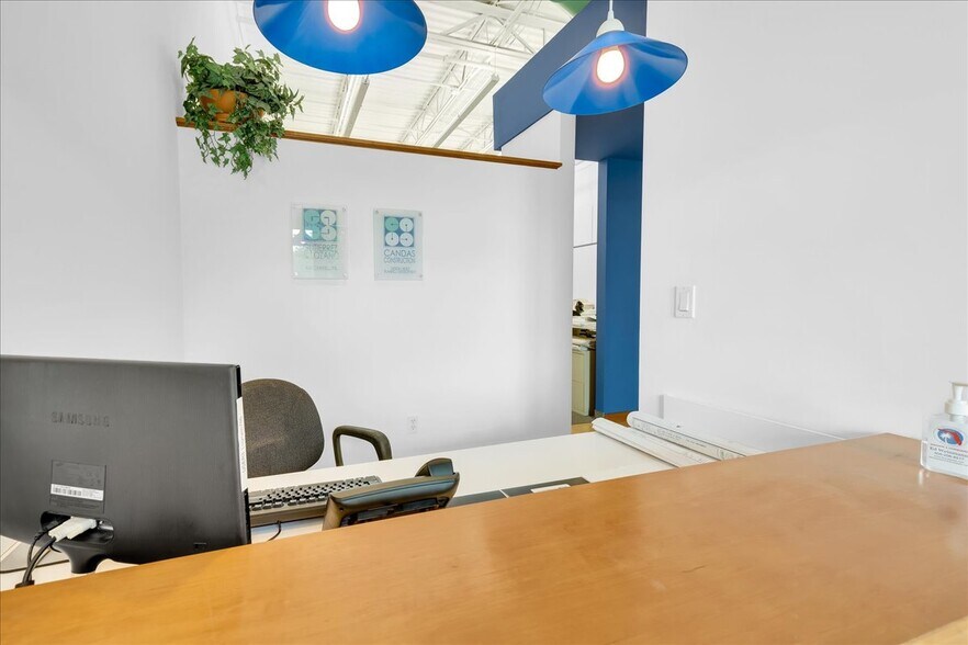 More Photos Of 2830 W State Road 84, Fort Lauderdale Flex For Sale