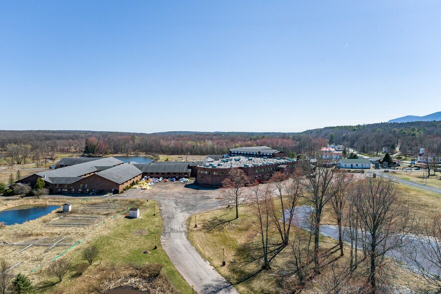 More Photos Of 4858 Route 32, Catskill Hotel For Lease