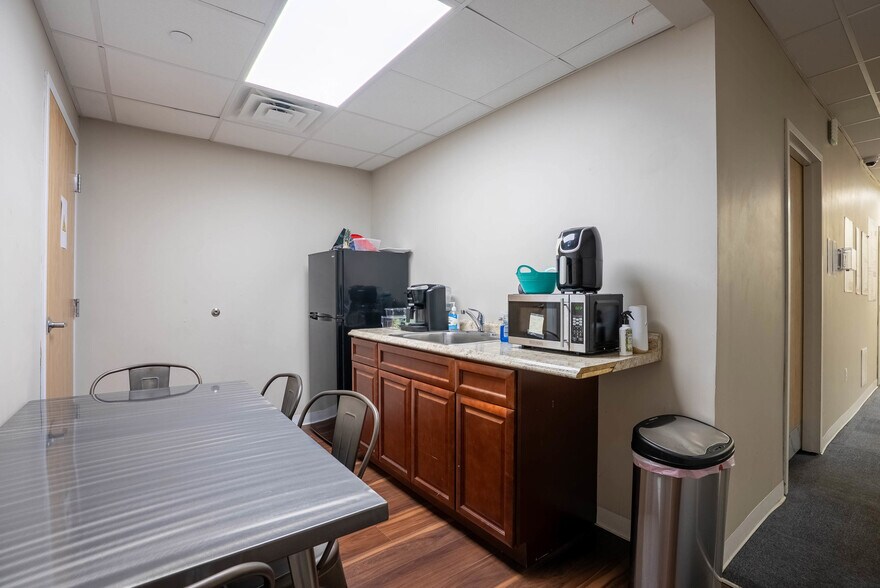 More Photos Of 14-18 N 52nd St, Philadelphia Storefront Retail Office For Sale