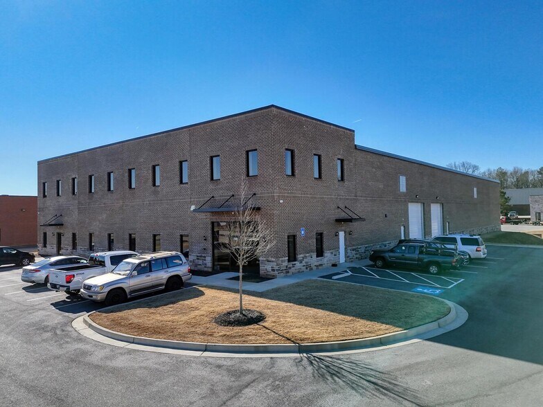 More Photos Of 3663 Southland Dr, Flowery Branch Warehouse For Sale