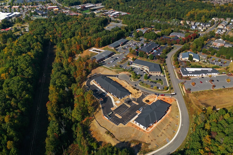 More Photos Of 345 Patricia Ln, Fort Mill Medical For Lease