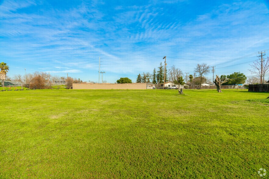 More Photos Of 3137-3139 Rio Linda Blvd, Sacramento Land For Sale