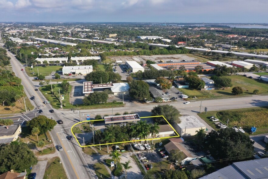 More Photos Of 755 4th St, Vero Beach Convenience Store For Sale