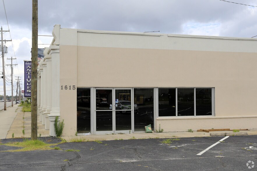 More Photos Of 1615 Highway 17 S, North Myrtle Beach Freestanding For Lease