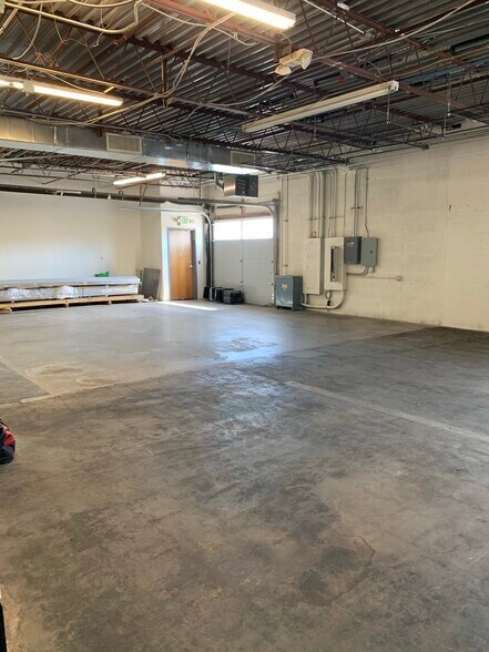 More Photos Of 99 Inverness Dr E, Englewood Office For Sale