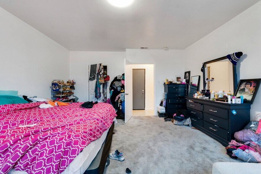 More Photos Of 2516-2520 N Charles St, Baltimore Apartments For Sale