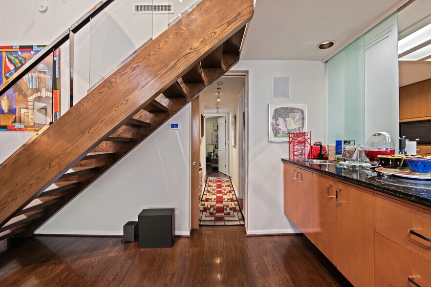 More Photos Of 1360 S Beverly Glen Blvd, Los Angeles Apartments For Sale