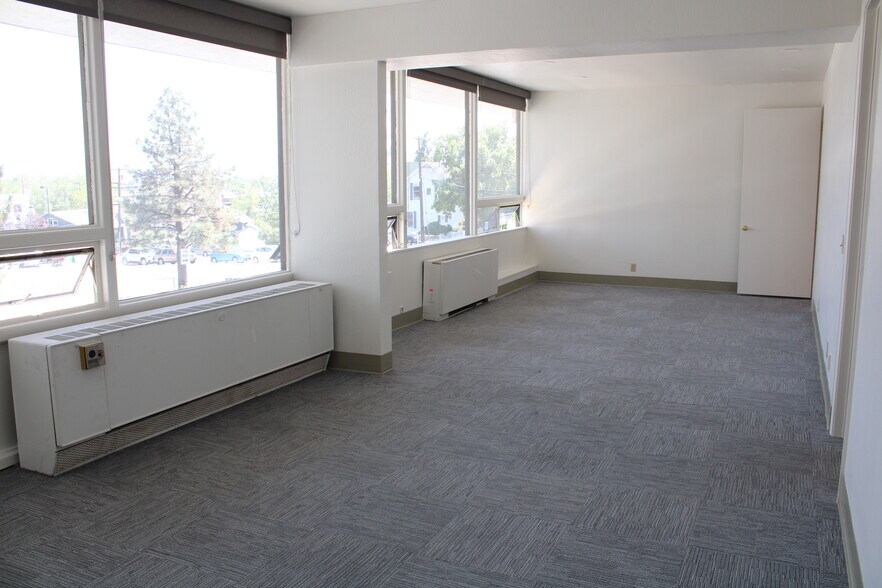 More Photos Of 575 Forest St, Reno Office For Sale