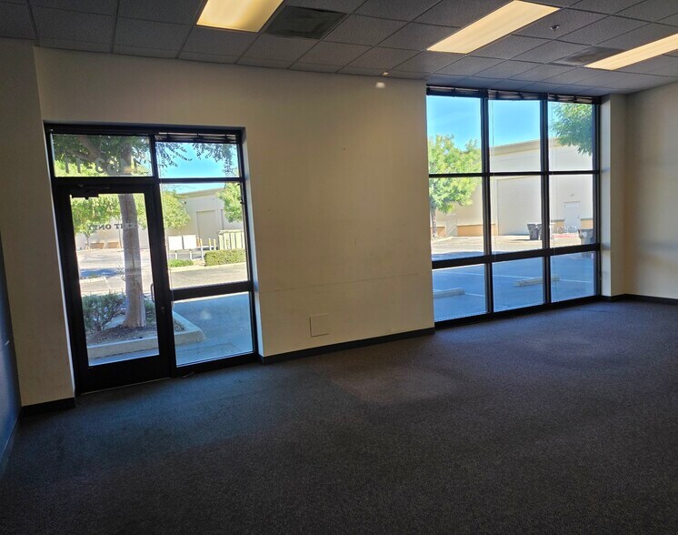 More Photos Of 1463 Moffat Blvd, Manteca Warehouse For Lease