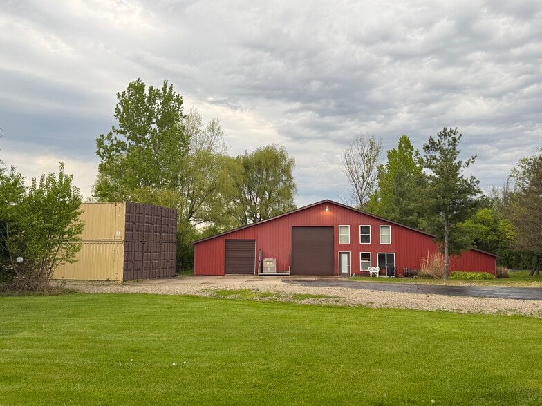 Primary Photo Of 4407 W Stanley Rd, Mount Morris Warehouse For Lease