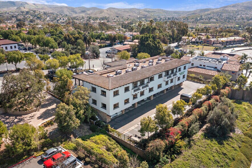 More Photos Of 31601 Avenida Los Cerritos Rd, San Juan Capistrano Office For Lease