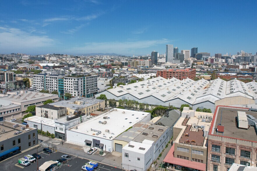 More Photos Of 2757 16th St, San Francisco Warehouse For Lease