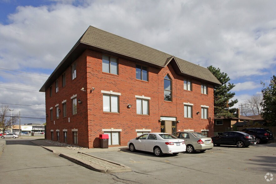 Primary Photo Of 7200 Goreway Dr, Mississauga Medical For Lease