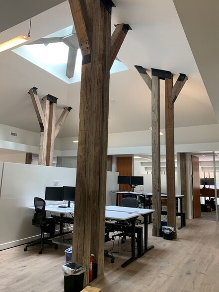 More Photos Of 3200-3280 Alpine Rd, Portola Valley Medical For Lease