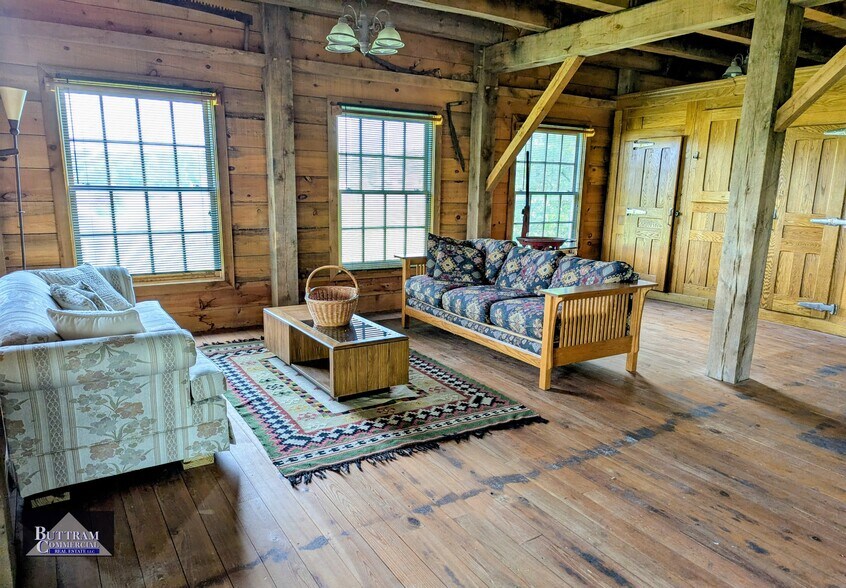 More Photos Of 4014 E 7th St, Joplin General Retail For Sale