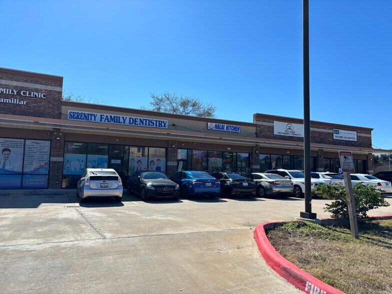 More Photos Of 12923 W Bellfort Blvd, Sugar Land Storefront Retail Office For Sale