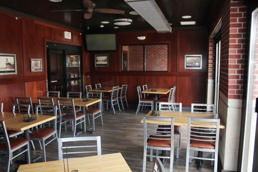 More Photos Of 108-110 E Grand River Ave, Brighton Storefront Retail Office For Sale