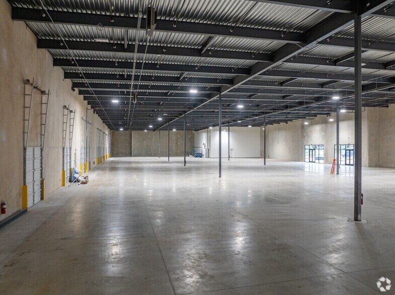 More Photos Of Hero Way West, Leander Unknown For Lease