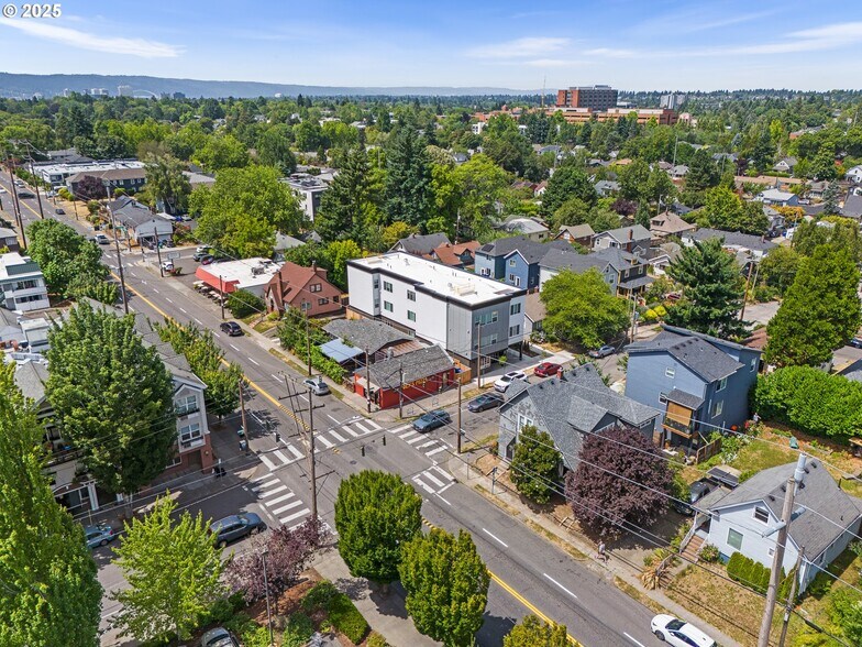 More Photos Of 11 NE 55th Ave, Portland Apartments For Sale