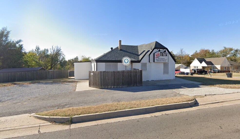 More Photos Of 3700 Trellis Ct, Oklahoma City Office Residential For Sale