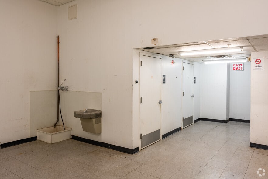 More Photos Of 159 E 125th St, New York Office For Lease