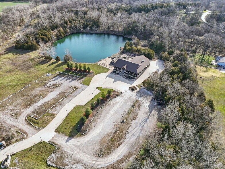 More Photos Of 3960 Highway Z, Wentzville Winery Vineyard For Sale