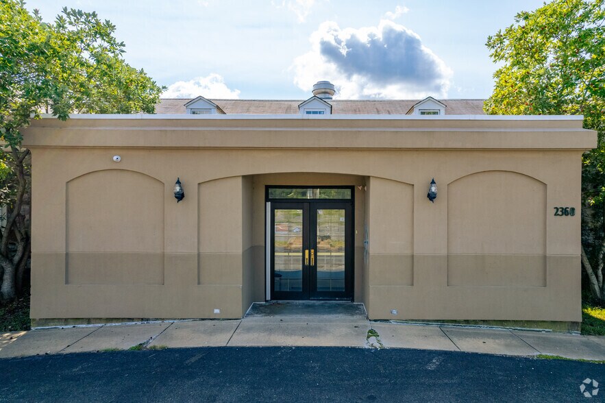 More Photos Of 2360 Pulaski Hwy, North East Restaurant For Sale