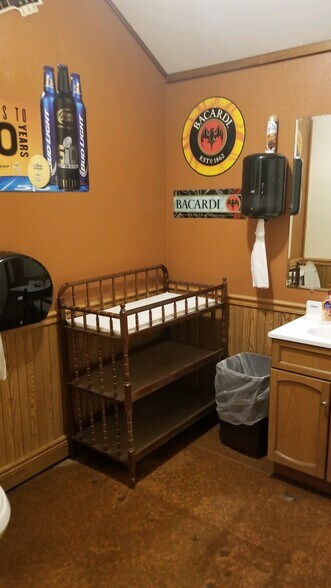 More Photos Of 26646 S 555 St, Fullerton Restaurant For Sale