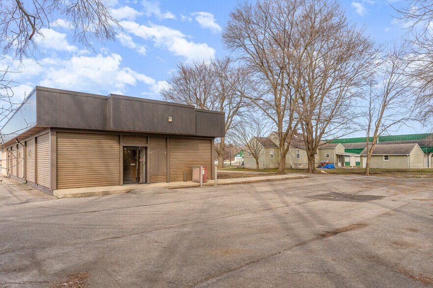 More Photos Of 3588 Center Ave, Essexville Medical For Sale