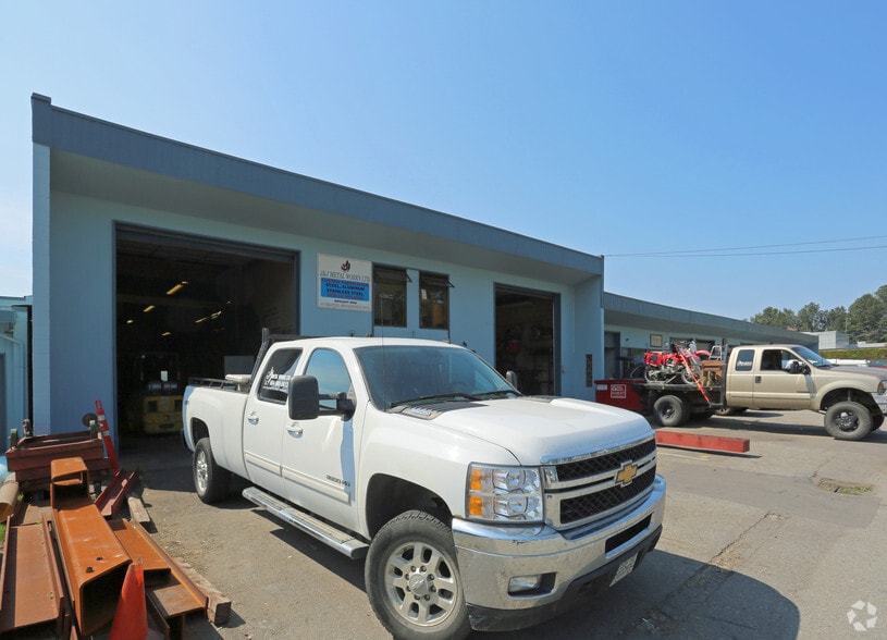 More Photos Of 1393-1449 Charlotte Rd, North Vancouver Service For Lease