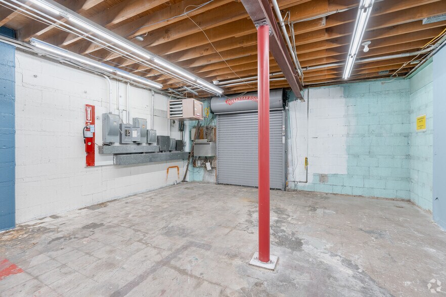 More Photos Of 76 W Landis Ave, Vineland Storefront Retail Office For Sale