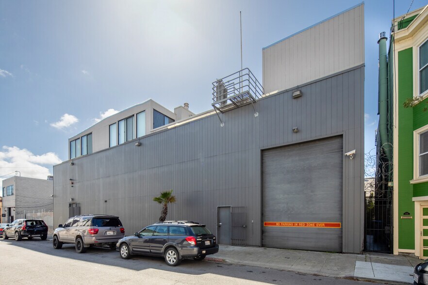 More Photos Of 250 Dore St, San Francisco Light Distribution For Sale