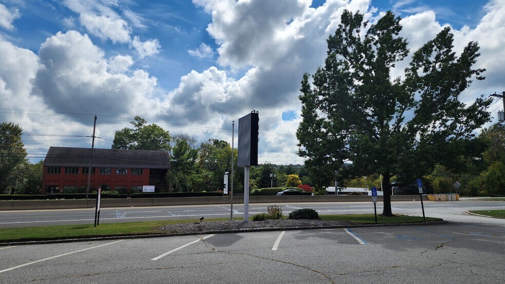 More Photos Of 430 State Route 10, Randolph Freestanding For Sale