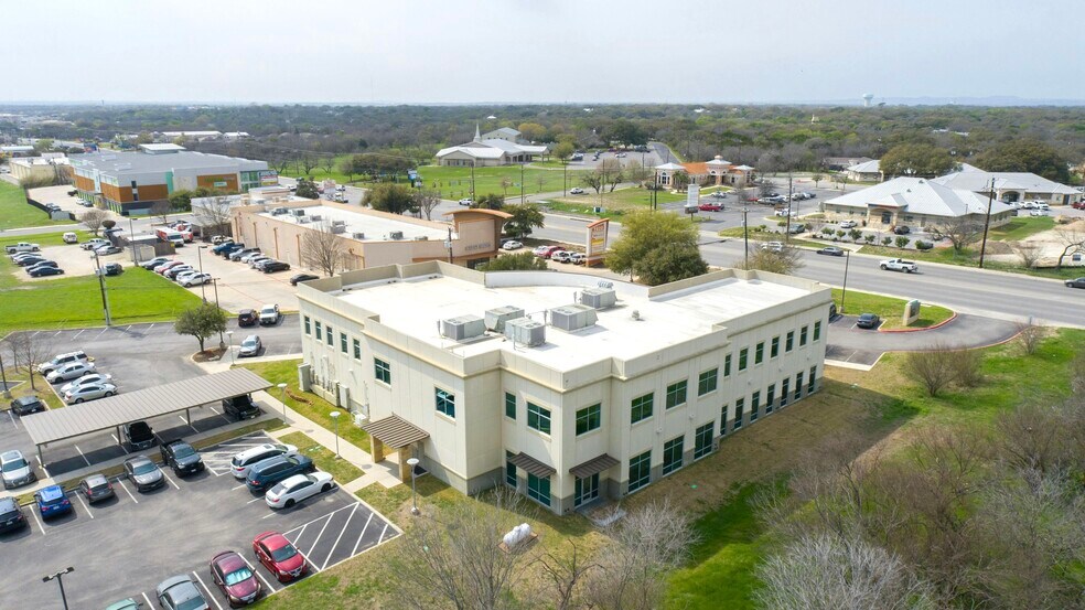 More Photos Of 9910 Huebner Rd, San Antonio Office For Sale